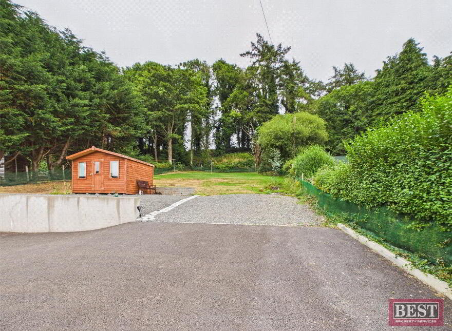 68 Warrenpoint Road, Newry, BT34 2PN