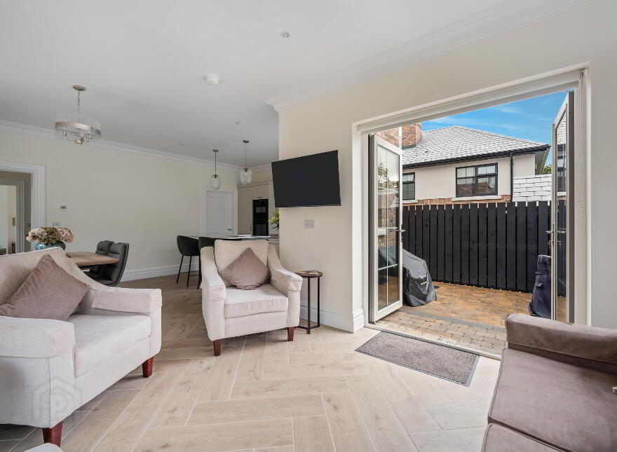 28 Cromlyn Wood, Hillsborough, BT26 6TX