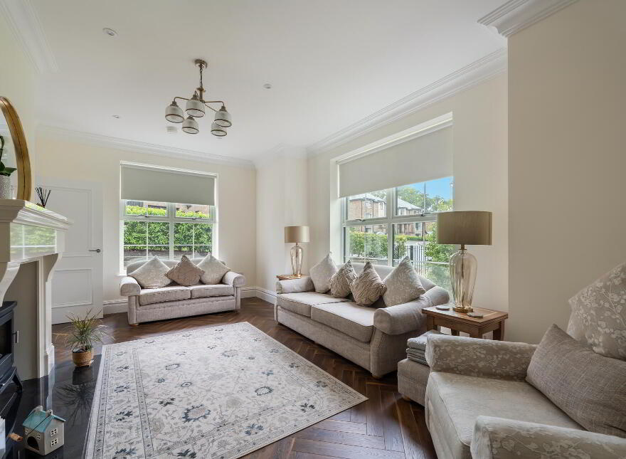 28 Cromlyn Wood, Hillsborough, BT26 6TX