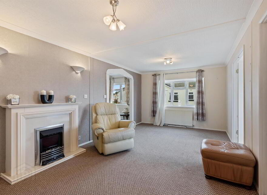 10 Swallow Crescent, Ballyhalbert, Newtownards, BT22 1BF