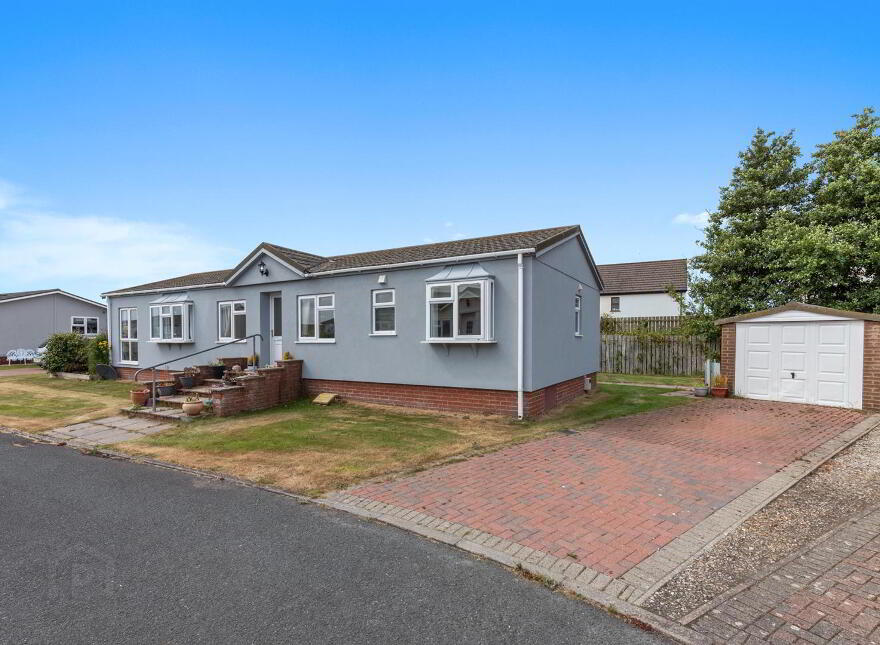 10 Swallow Crescent, Ballyhalbert, Newtownards, BT22 1BF