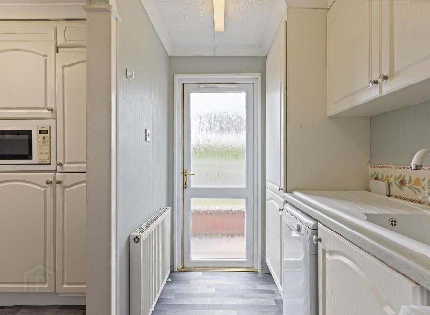 10 Swallow Crescent, Ballyhalbert, Newtownards, BT22 1BF