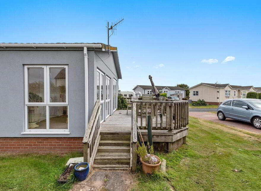 10 Swallow Crescent, Ballyhalbert, Newtownards, BT22 1BF