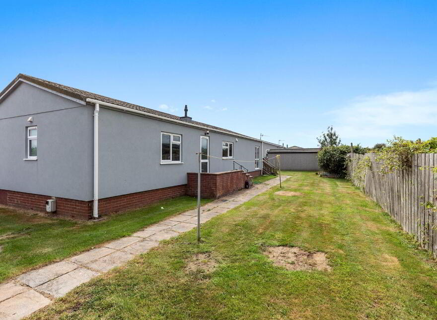 10 Swallow Crescent, Ballyhalbert, Newtownards, BT22 1BF