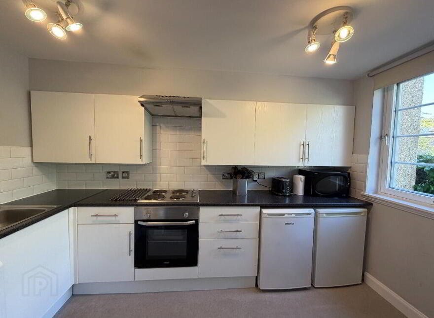 59 James Square, Dalry, Edinburgh, EH11 2AT
