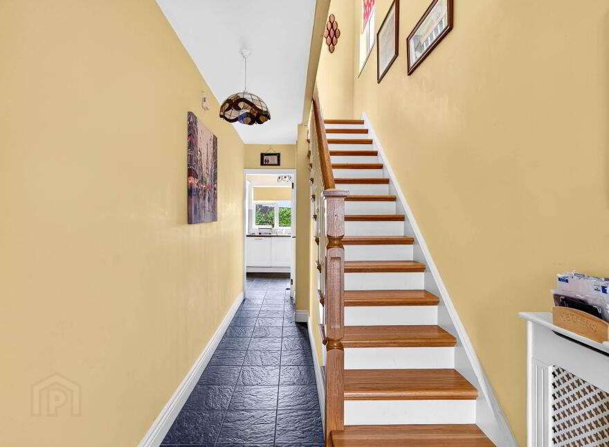 17 Ashfield Drive, Station Road, Ballinasloe, H53F752