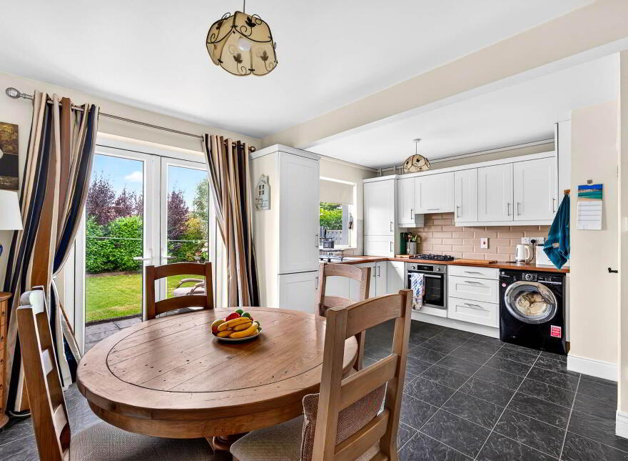 17 Ashfield Drive, Station Road, Ballinasloe, H53F752