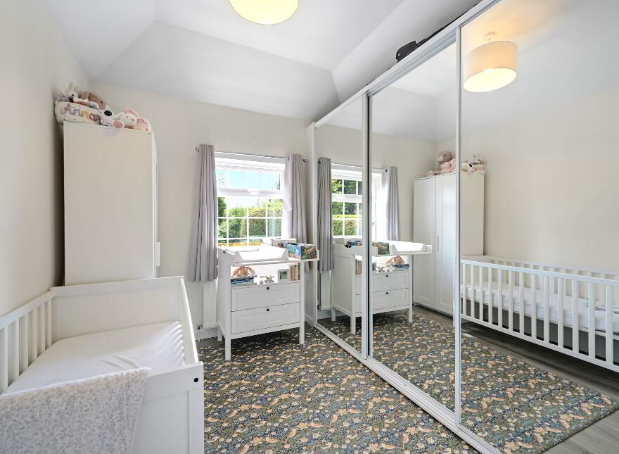 92 Dromore Road, Royal Hillsborough, BT26 6HU
