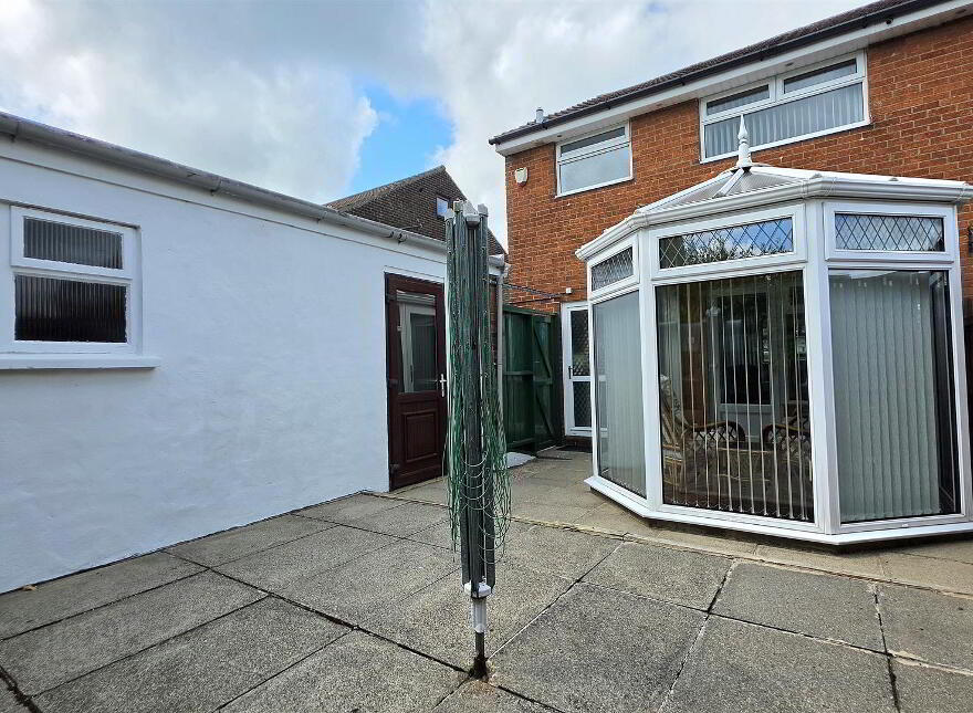 17 Windermere Road, Carrickfergus, BT38 7JR