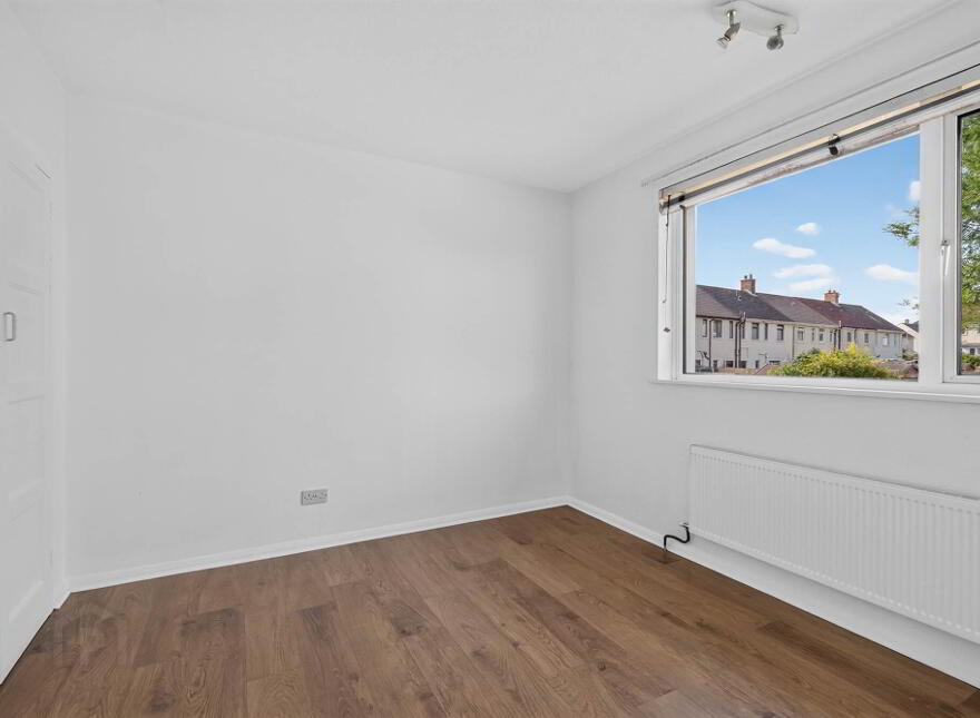 8 Hillmount Gardens, Belfast, BT10 0ES