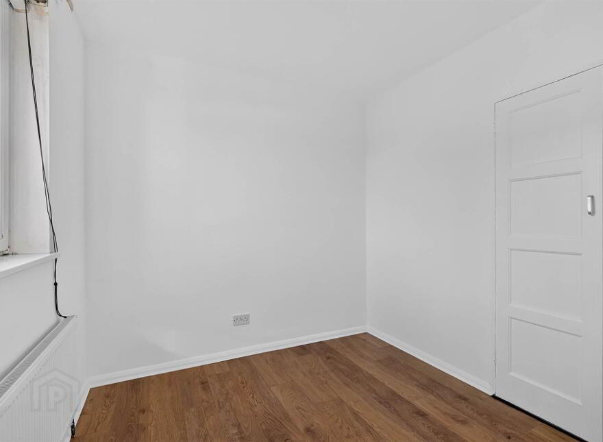 8 Hillmount Gardens, Belfast, BT10 0ES