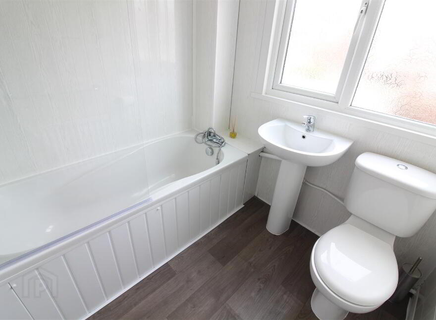 28 Downshire Road, Carrickfergus, BT38 7LE
