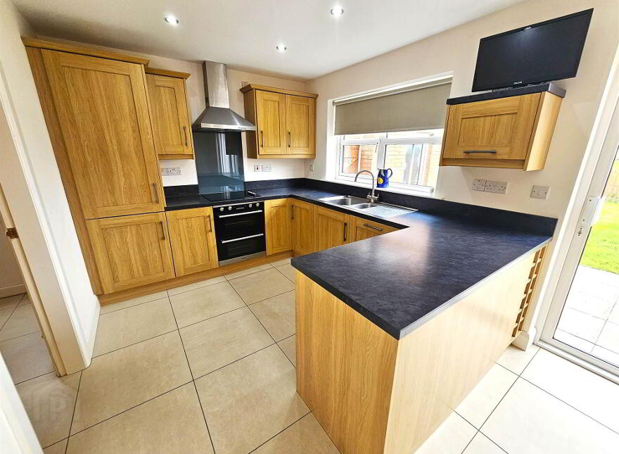 3 Royal Manor, Kesh Road, Lisburn, BT27 5WL