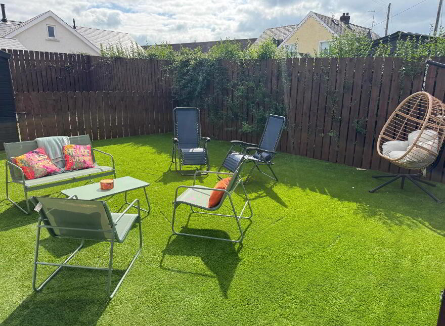 26 Woodgrove, Portadown, BT62 1RX