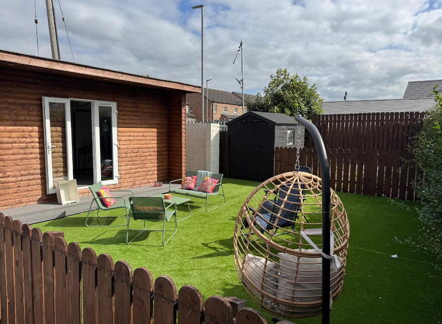 26 Woodgrove, Portadown, BT62 1RX