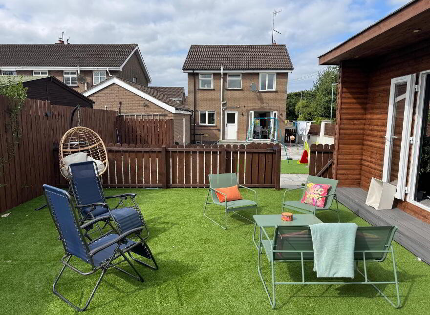 26 Woodgrove, Portadown, BT62 1RX