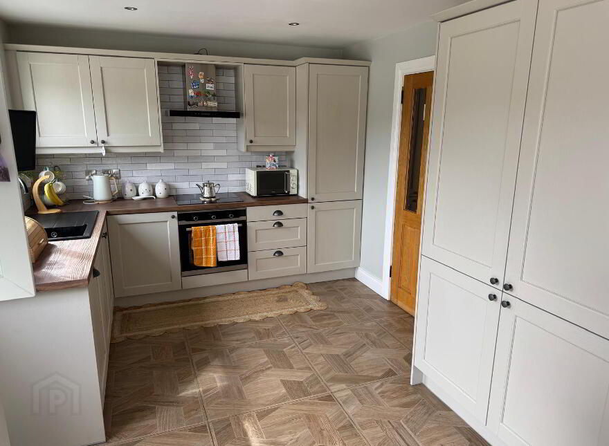 26 Woodgrove, Portadown, BT62 1RX
