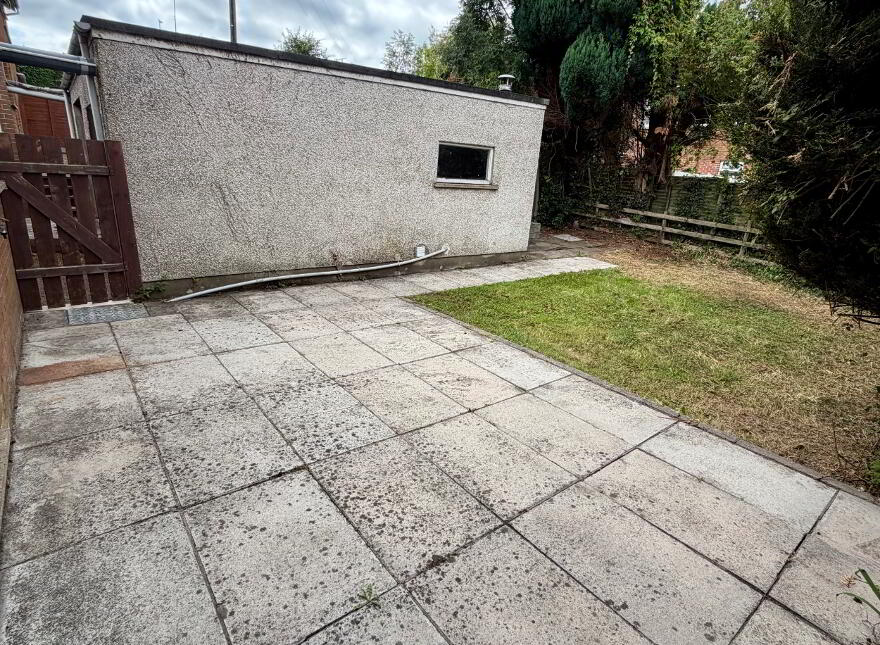 11 Woodford Green, Armagh, BT60 2BA