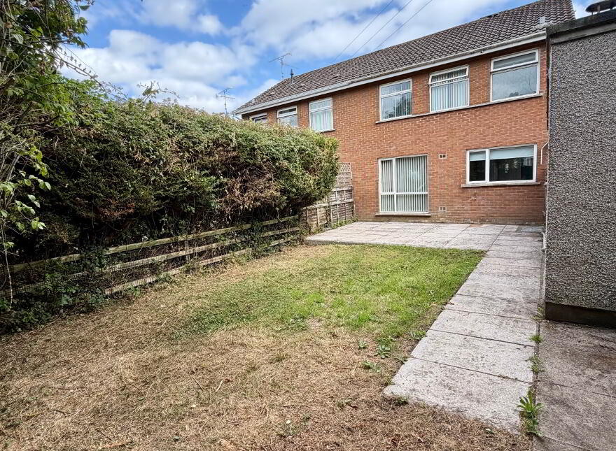 11 Woodford Green, Armagh, BT60 2BA