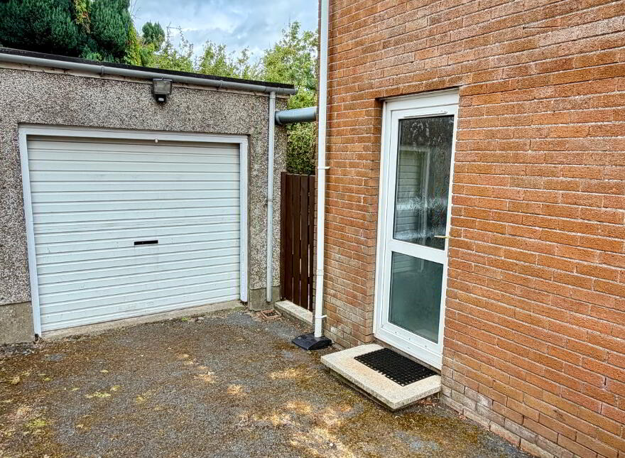 11 Woodford Green, Armagh, BT60 2BA
