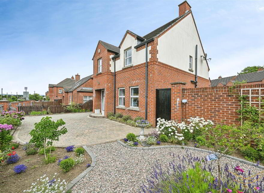 89 Ballyrobert Road, Ballyclare, BT39 9RT
