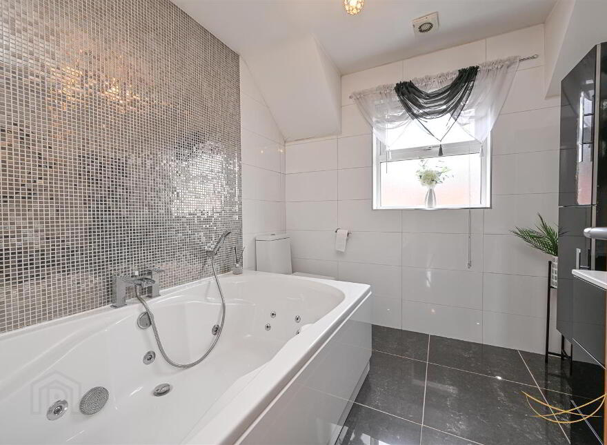 89 Ballyrobert Road, Ballyclare, BT39 9RT