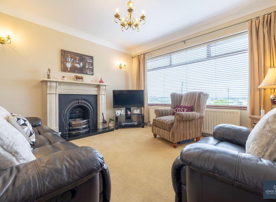 2 Derrylough Hill, Banbridge, BT32 5JT