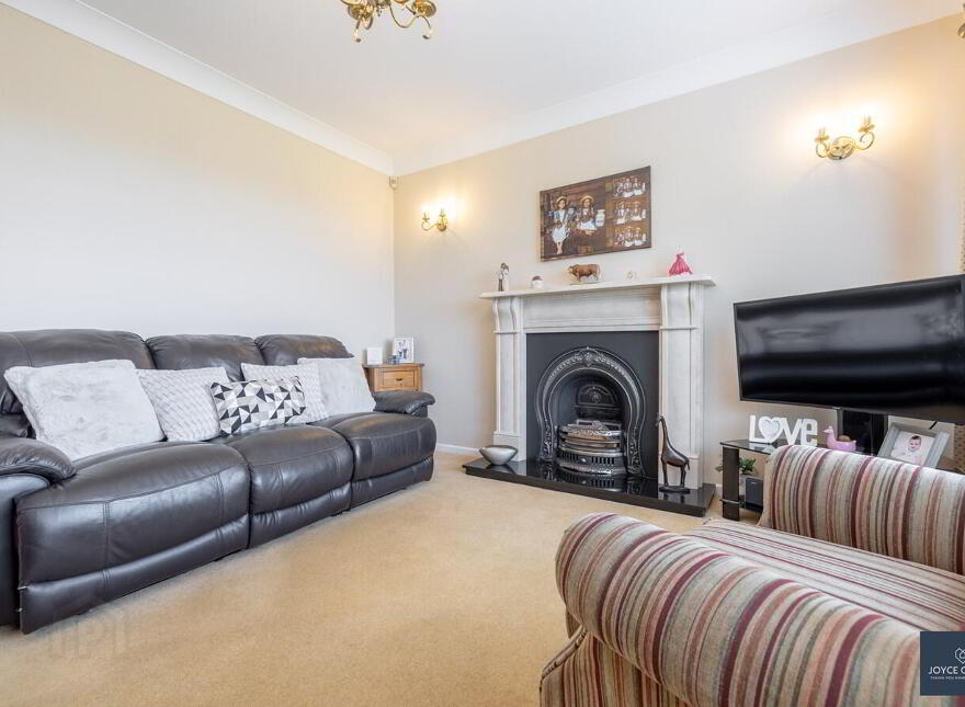 2 Derrylough Hill, Banbridge, BT32 5JT