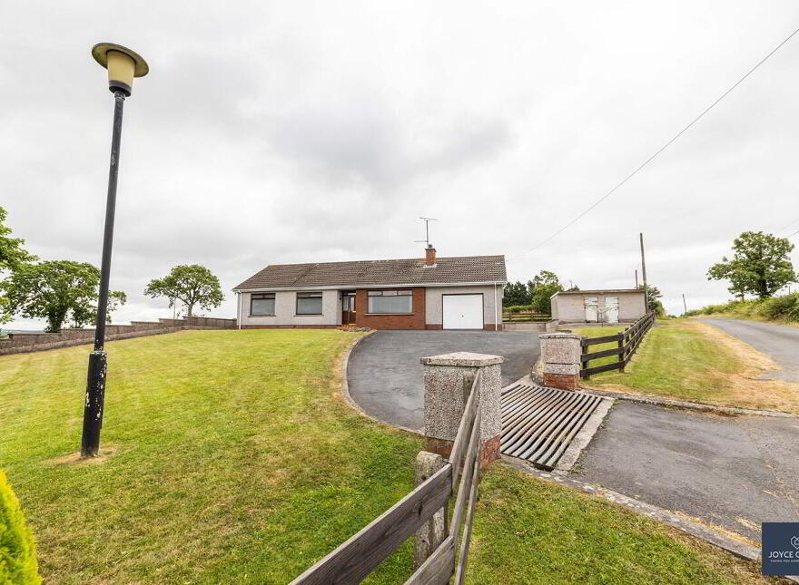 2 Derrylough Hill, Banbridge, BT32 5JT