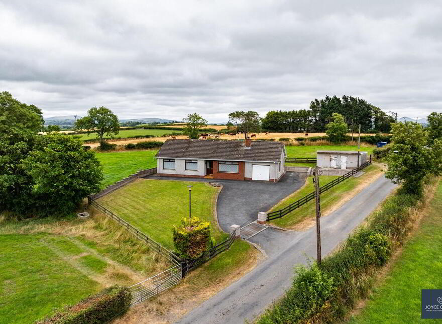2 Derrylough Hill, Banbridge, BT32 5JT