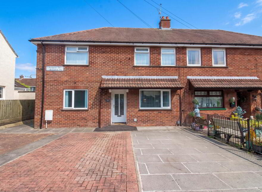 35 Edenmore Drive, Belfast, BT11 8LT