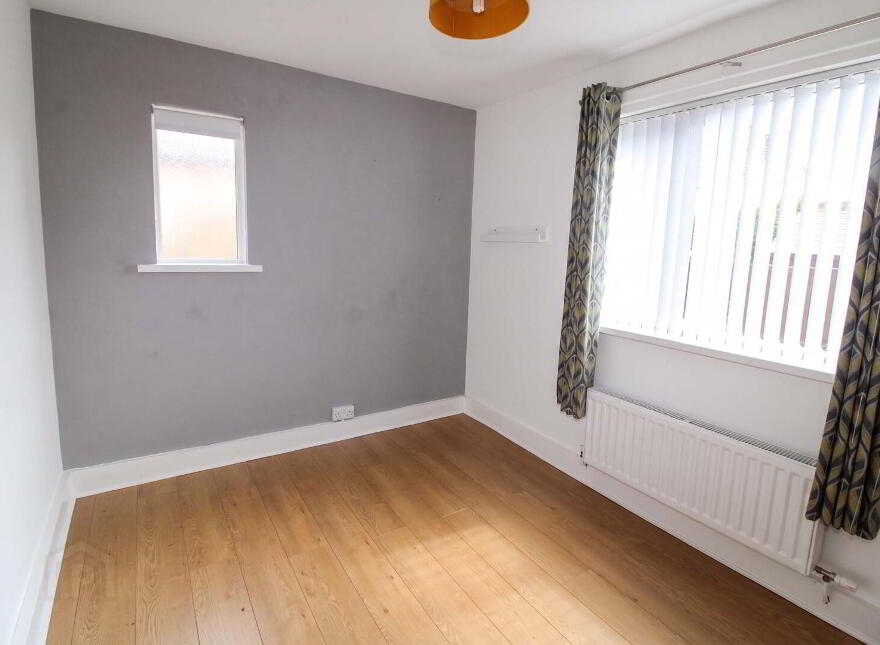 35 Edenmore Drive, Belfast, BT11 8LT