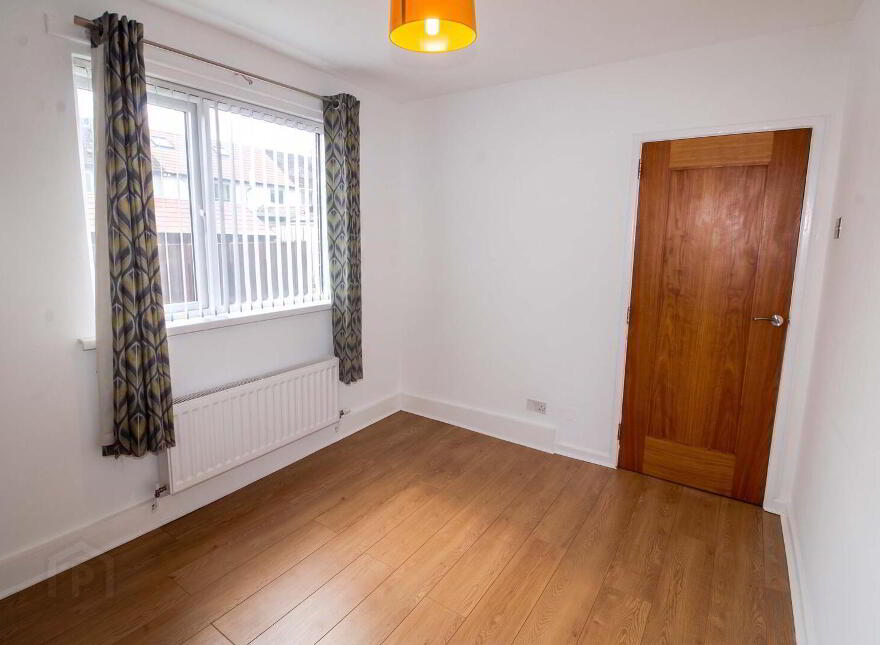 35 Edenmore Drive, Belfast, BT11 8LT