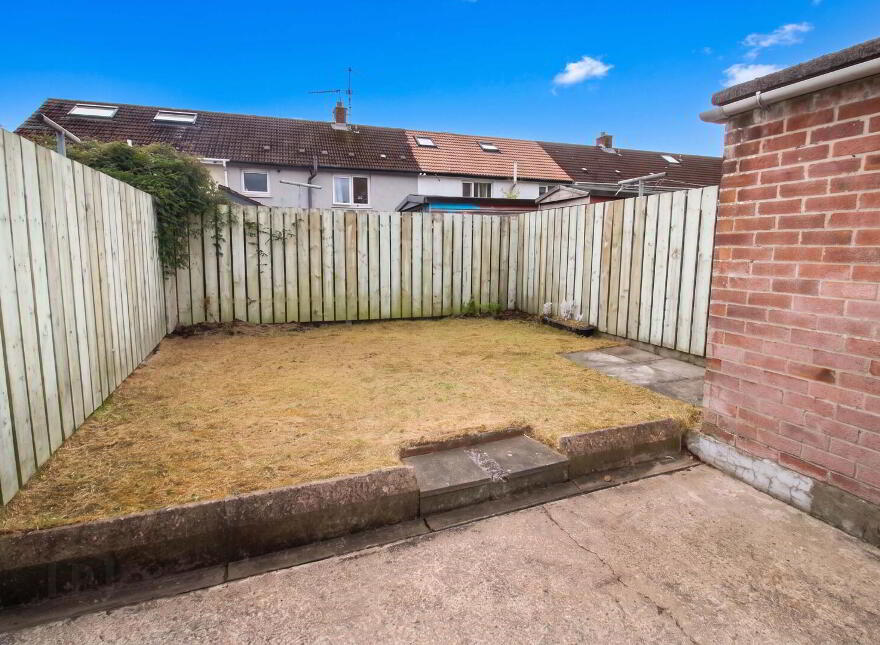 35 Edenmore Drive, Belfast, BT11 8LT