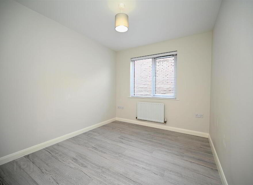 Apt 10, 39A Dundela Crescent, Belfast, BT4 3BN