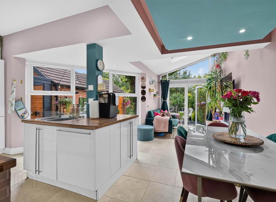 28 Sandhill Gardens, Belfast, BT5 6FF