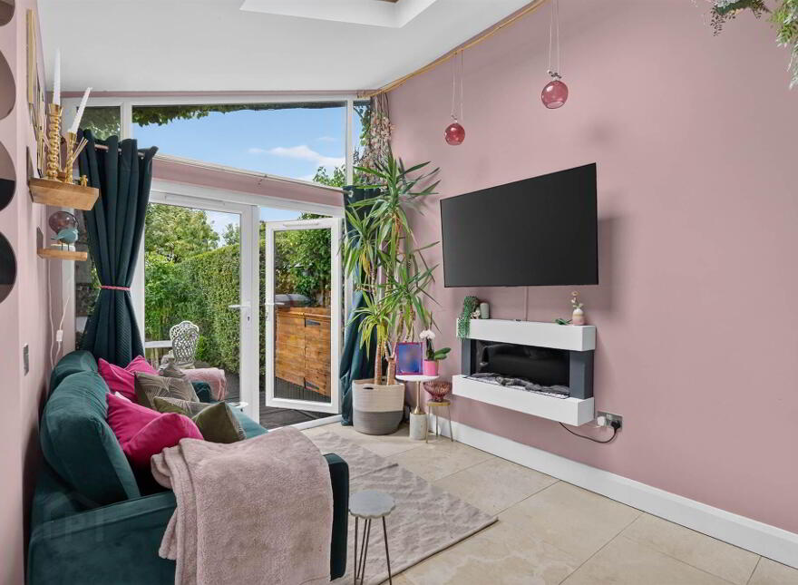 28 Sandhill Gardens, Belfast, BT5 6FF
