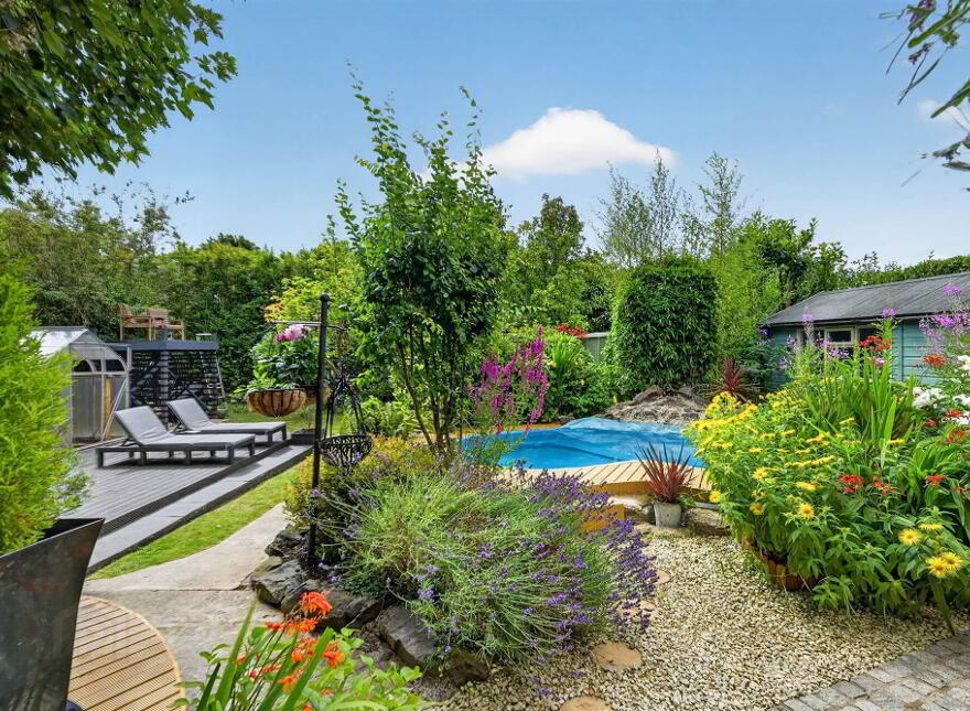 28 Sandhill Gardens, Belfast, BT5 6FF