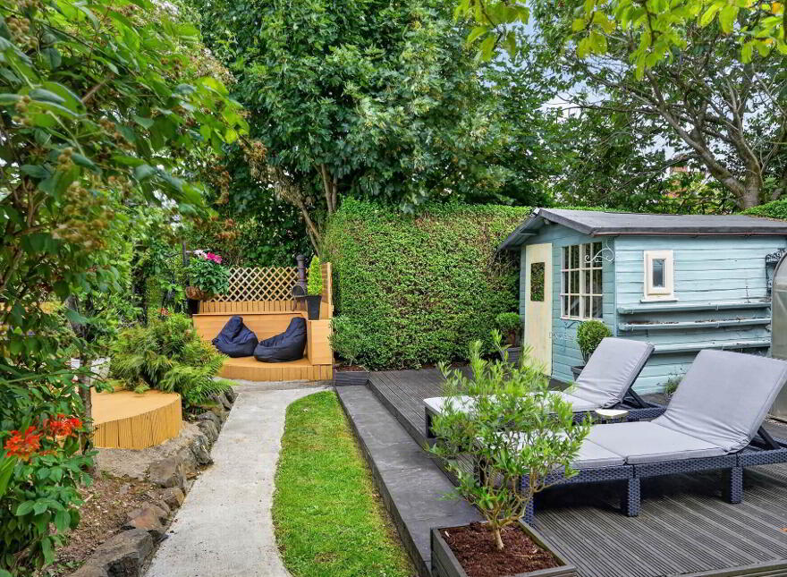 28 Sandhill Gardens, Belfast, BT5 6FF