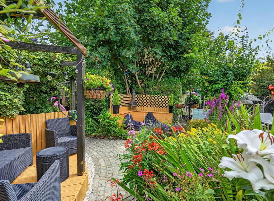 28 Sandhill Gardens, Belfast, BT5 6FF
