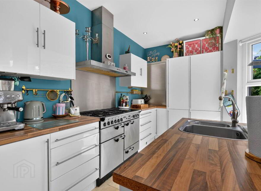 28 Sandhill Gardens, Belfast, BT5 6FF