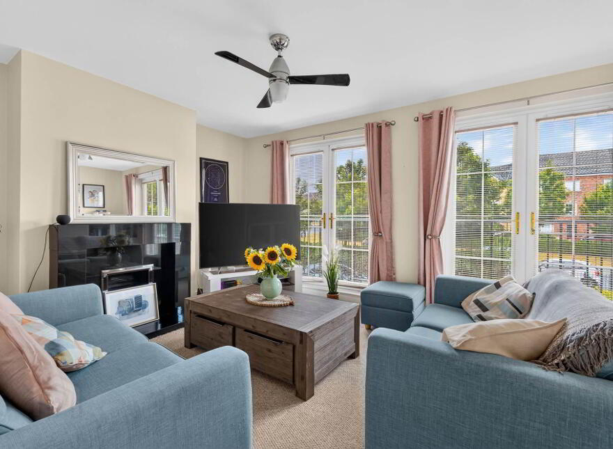 8 Holstein Crescent, Lisburn, BT28 2RS