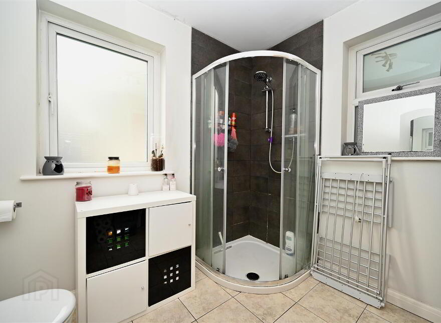Apt 2, 61 Central Avenue, Bangor, BT20 3AU