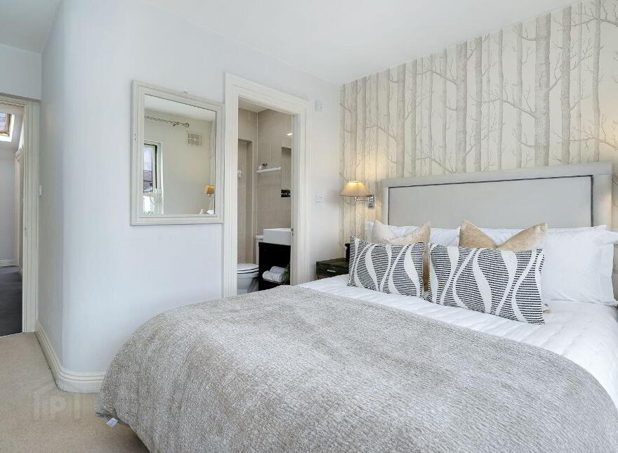 12 Beechwood Avenue Lower, Ranelagh, D06E862