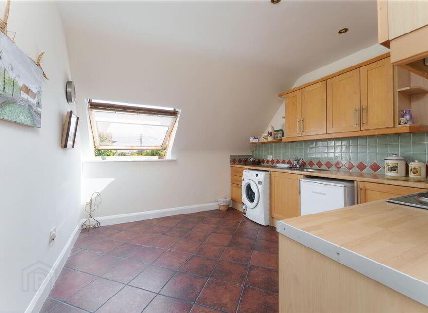 Apartment 17 Weston, Moorefield Road, Newbridge, W12E064