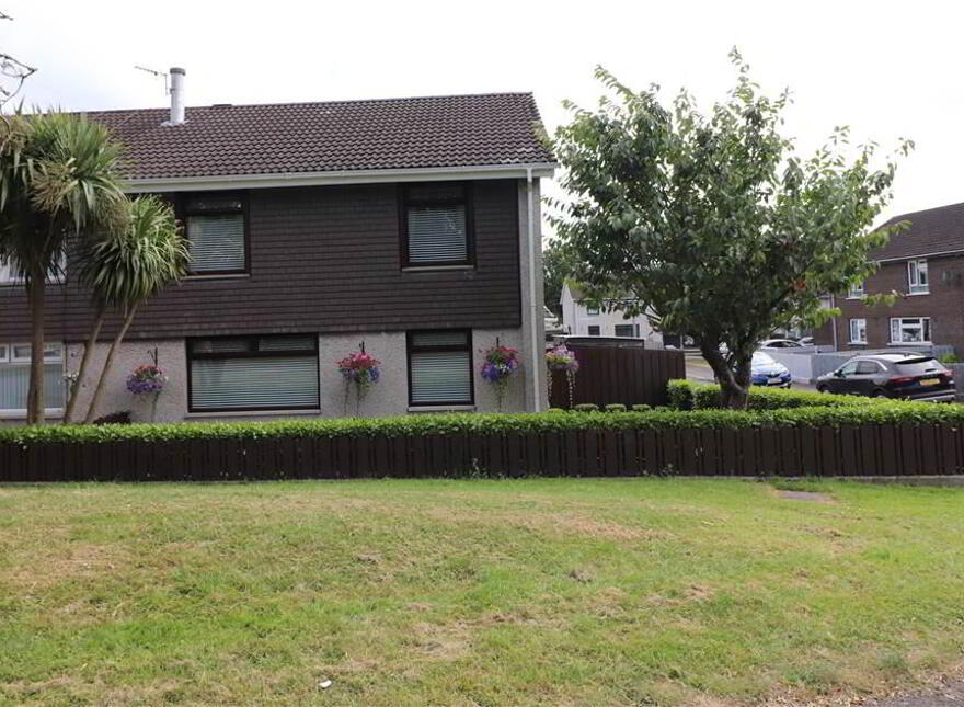 26 Edenvale Gardens, Ballymacash Road, Lisburn, BT28 2UT
