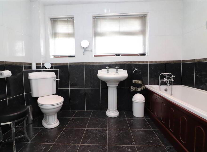 26 Edenvale Gardens, Ballymacash Road, Lisburn, BT28 2UT