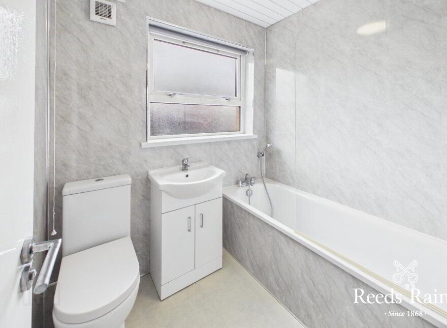 5 Bridge End, Belfast City Centre, Belfast, BT5 4AA