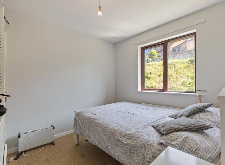 49 Old Mill Park, Dundonald, Belfast, BT16 1WF