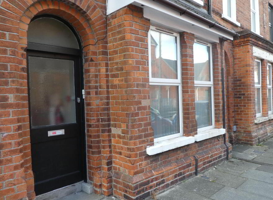 Flat 1, 2 Canterbury Street, Belfast, BT7 1LB